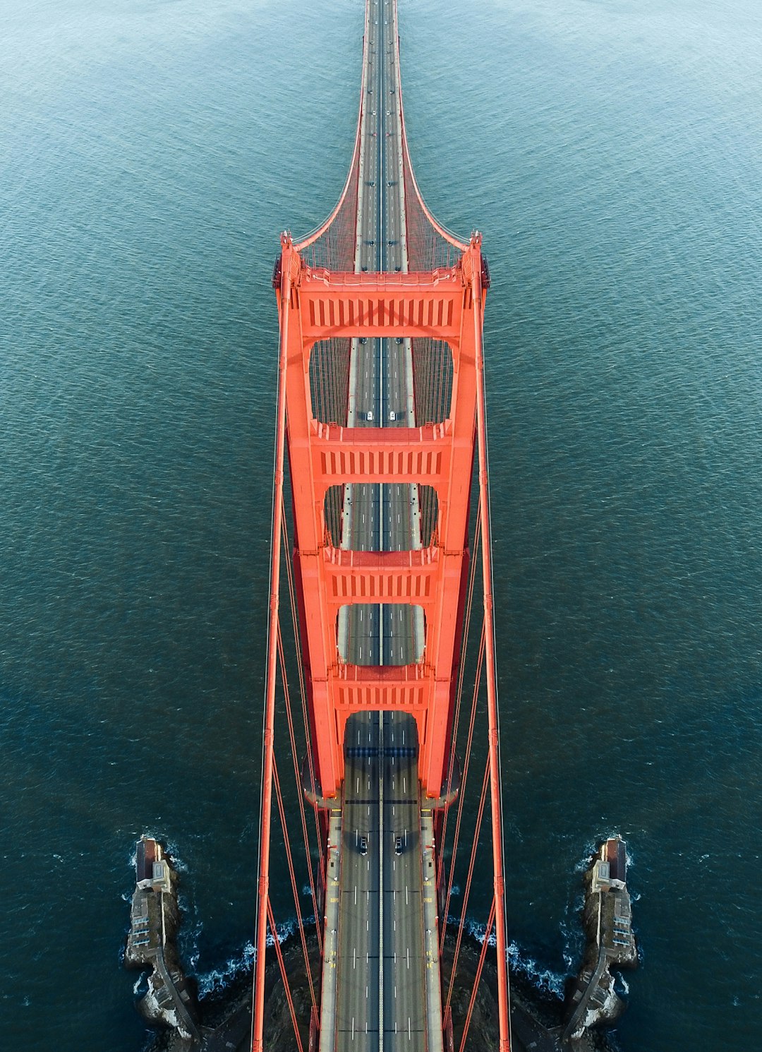 aerial photo of Golden Gate Bridge during daytime